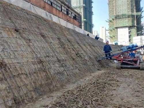 茫崖建筑边坡支护
